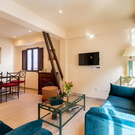 Holi-rent Pimienta * إشبيلية
